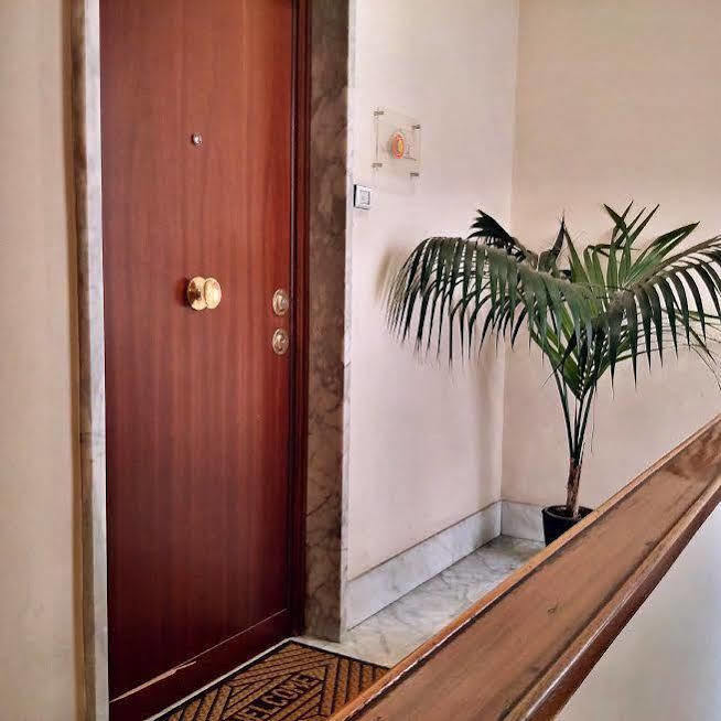 Albadomus Affittacamere O Guesthouse Рим Экстерьер фото